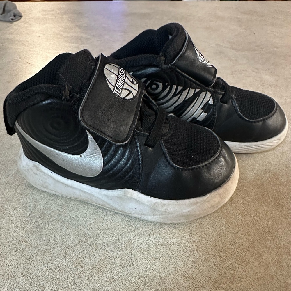 Nike Kids Black and Silver Basketball Shoes